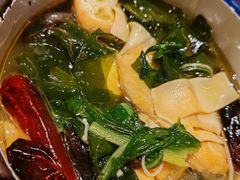 -喝丢一只鞋海鲜烧烤·海肠捞饭(北京街店)