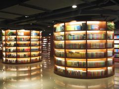 -新华书店(印象城店)