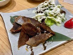 铁板雪花牛舌-鲔吞·和牛寿喜烧(闵行区绿瘦酒店)