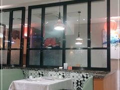 -临安鲲凌餐厅(钱王大街店)