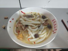 -文山荷鲜居(翠湖店)