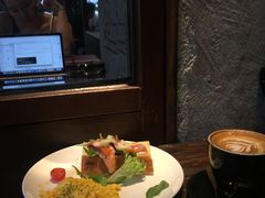 -The Coffee Academïcs(铜锣湾店)