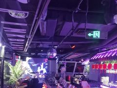 -粉墨特色菜·烧烤音乐酒馆