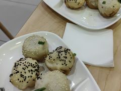 -小杨生煎(成山巴黎春天店)