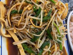 -八两八金·莱芜特色炒鸡(市南漳浦路店)