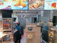 -麦当劳(海岸城店)
