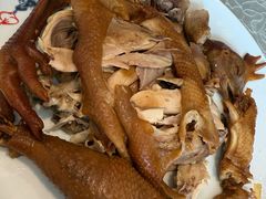 熏鸡一只-黄家饺子东北特色菜馆(湖滨商业街店)