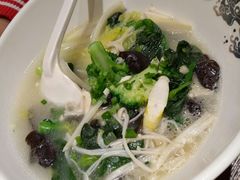 -渝是乎酸菜鱼(龙旗购物中心店)