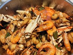 -七欣天香辣蟹火锅(无锡金太湖国际城店)