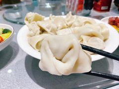 青菜肉馄饨-大队长大灶鹅