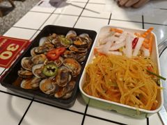 -喜悦小串丹东小黄牛海鲜烧烤大排档(民主广场店)
