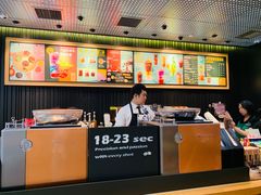 -星巴克(北京南站2B检票口)
