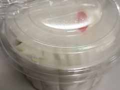 -红宝石·鲜奶小方·海派西点房(南丹店)