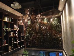 -童年小筑餐厅(申花路店)