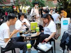 -CowCow其其·牛杂咖啡公司(六运店)