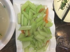西芹百合-小山东羊肉汤馆(同济新村店)