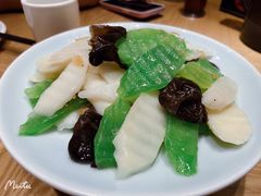 -宽鲜锅贴家常菜(永旺东部购物中心香港中路店)