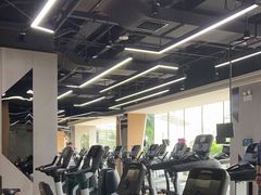 -威克健身游泳(万菱汇店)
