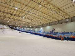 -乔波室内滑雪场