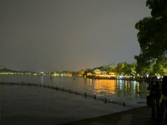 -杭州湖滨银泰in77