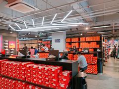 -NIKE上海青浦优选体验店
