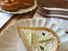 -VERIE BAKEHOUSE