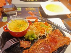 -豪客来牛排(空港华联店)