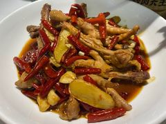 -费大厨辣椒炒肉(高铁吾悦广场店)