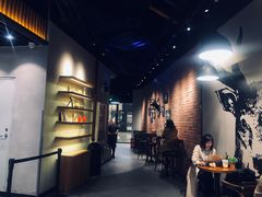 -THE ALLEY 鹿角巷(华润万象城店)