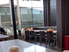 靠窗位-麦当劳(深圳北站高铁店)