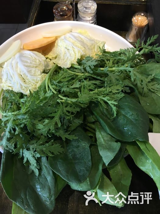 宽板凳老灶火锅(牡丹园店)蔬菜拼盘图片 - 第3张