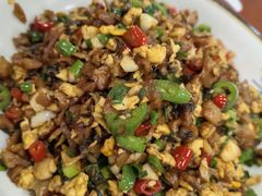 -湖南人家湘菜馆(镇江路店)
