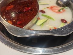 -佰人王串串香火锅(洋珠巷店)