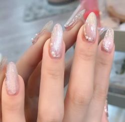 -曼都发型
