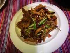 -香巴拉云南餐厅(华莱坞店)