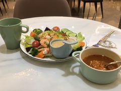 -丽莎沙拉轻食餐厅(国贸店)