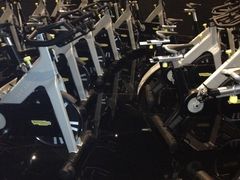 -W FITNESS 威尔仕健身·游泳(七宝店)
