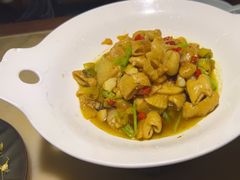-佬麻雀·新湘菜(东方宝泰店)