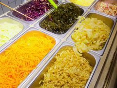 自助取餐区-三兄弟高炉烧饼