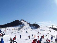 -庙香山滑雪场