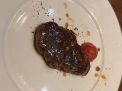 -月色西餐厅·海鲜刺身·烧烤(科学城保利郡雅酒店)