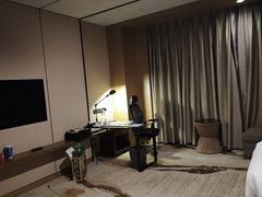-天津梅江中心皇冠假日酒店