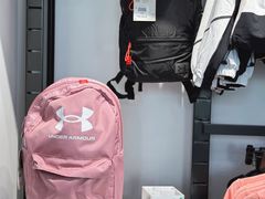 -UNDER ARMOUR(八达岭奥莱店)
