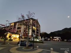 -品泉餐厅·大盆鱼·走地鸡