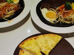 -汤姆家的牛排意面披萨(融创茂店)