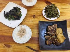 -王胖儿甏肉干饭