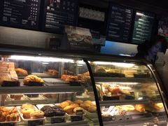 面包甜点陈列柜-星巴克臻选(周浦万达店)
