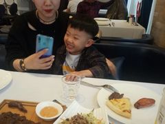 -马克西姆俄罗斯餐厅(通亚街店)