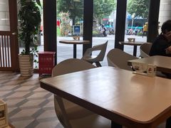 -Dough&Joe团憩(瑞虹天地月亮湾店)