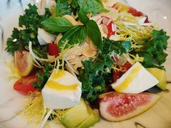 牛油果色拉-Kathleen's Waitan 凯圣琳江景西餐厅(外滩店)